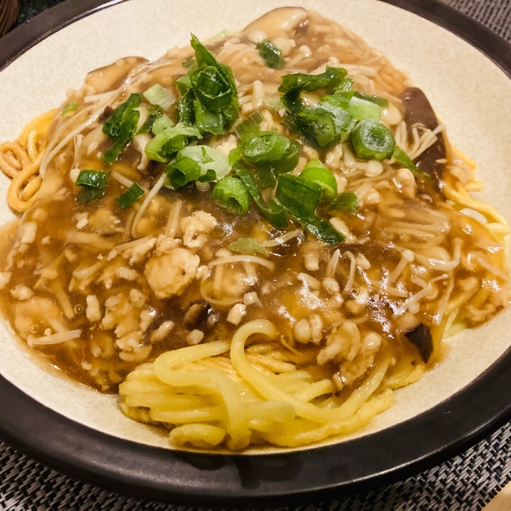 きのこと挽肉のあんかけかた焼きそば